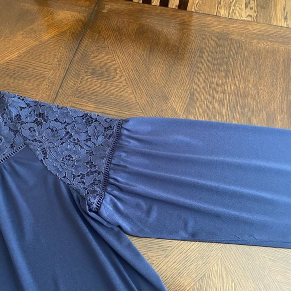 Lane Bryant, Size 22/24, Long Sleeve, Navy, Lace Top - Picture 7 of 10